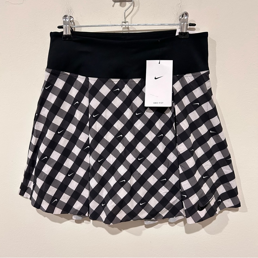 Nike skort - Picture 2 of 7